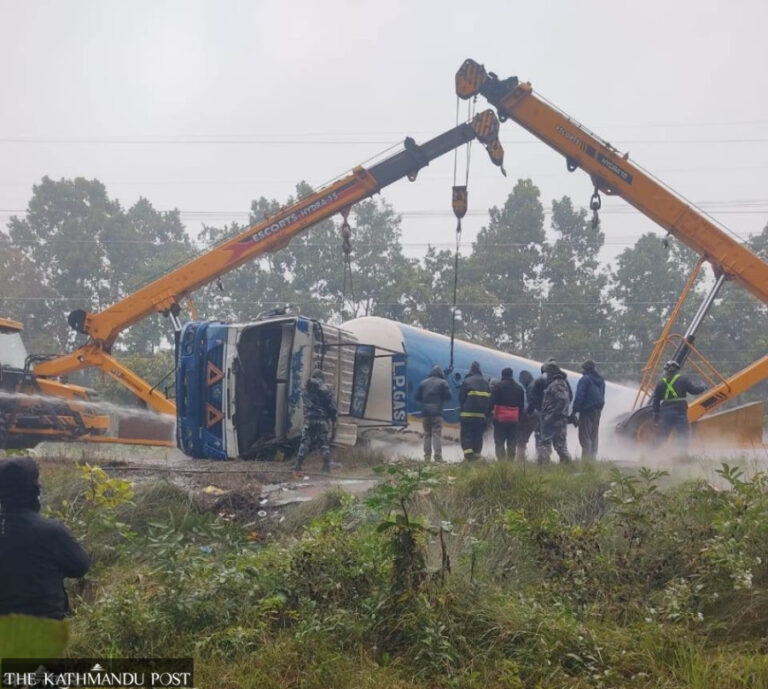 Gas tanker overturns, East-West Highway reopens after 24 hours in Rautahat